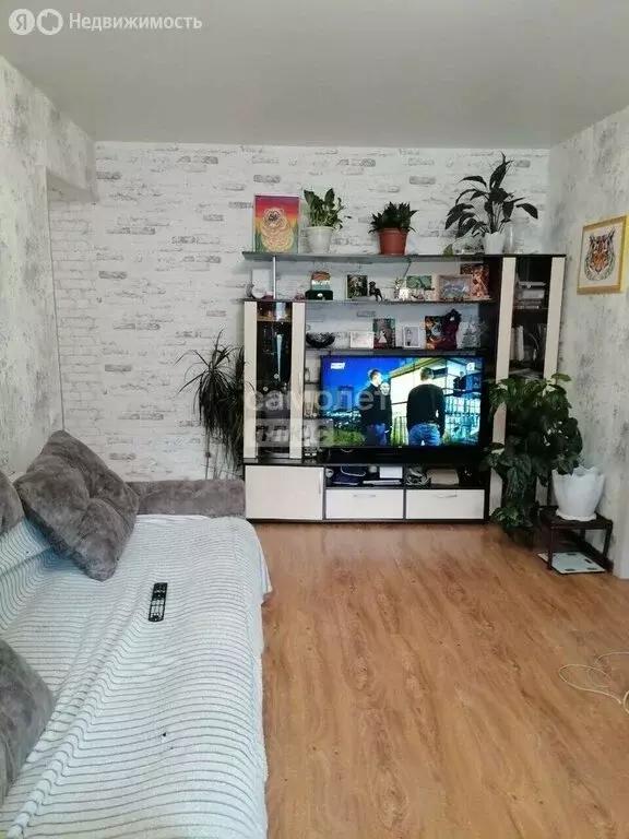 4-комнатная квартира: Иркутск, улица Маршала Конева, 72 (57.6 м) - Фото 1
