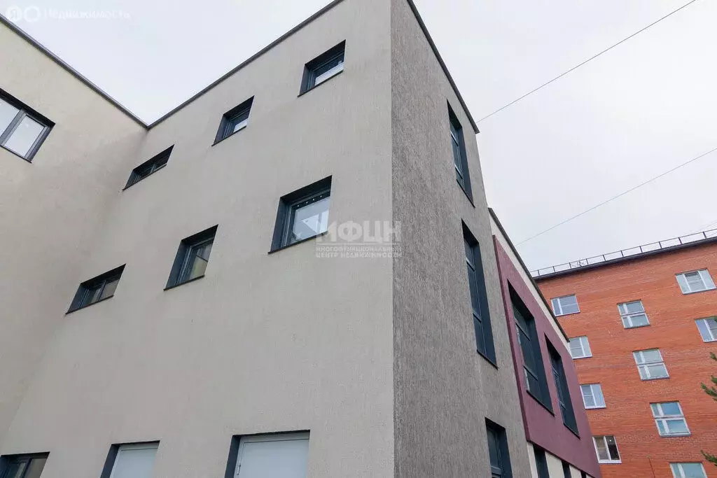 Помещение свободного назначения (652 м) - Фото 1