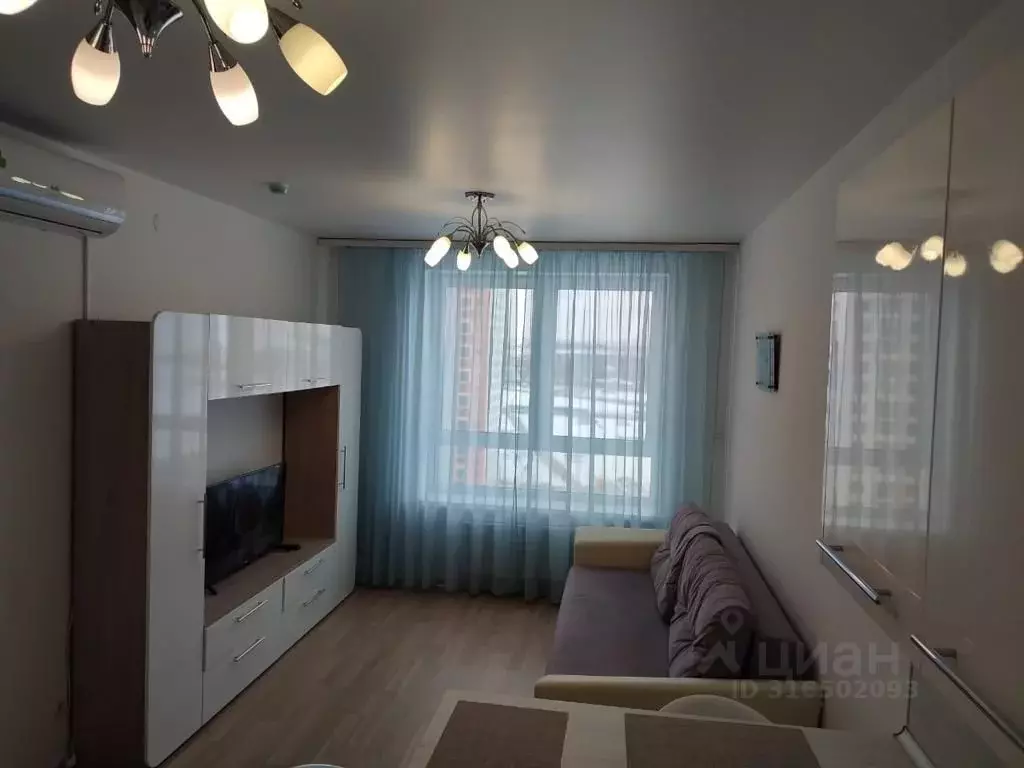 1-к кв. Москва ул. Саларьевская, 10к1 (40.0 м) - Фото 0