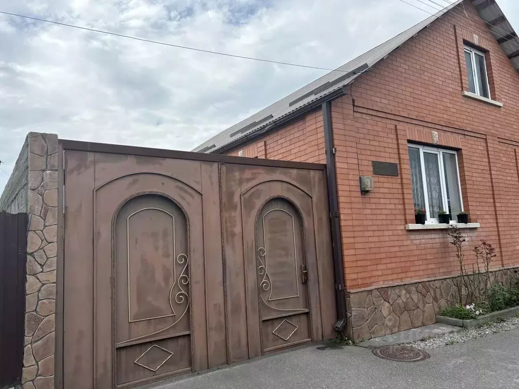 Дом в Северная Осетия, Заводской пгт пер. Айвовый (94 м) - Фото 1