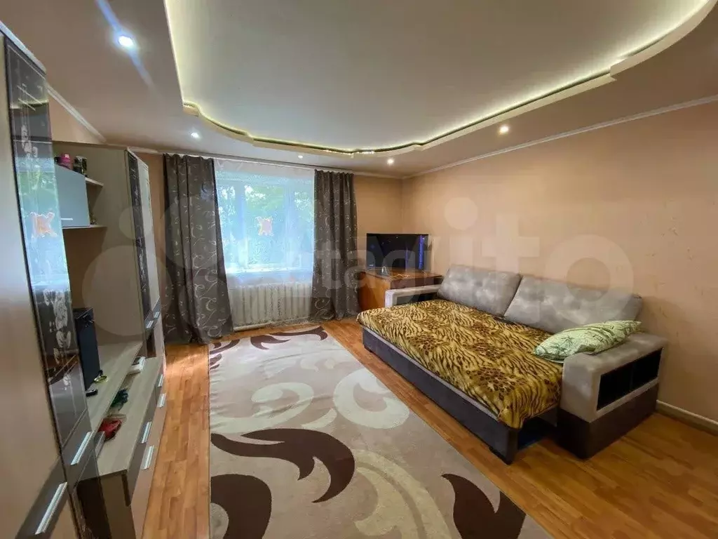 1-к. квартира, 40 м, 3/3 эт. - Фото 1