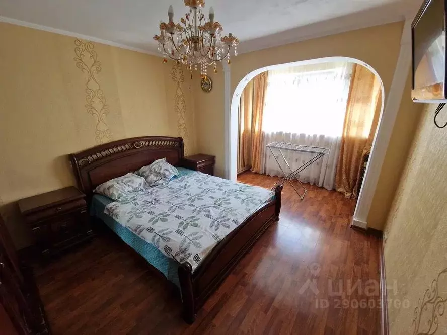 3-к кв. Севастополь просп. Октябрьской Революции, 22/7 (89.0 м) - Фото 0