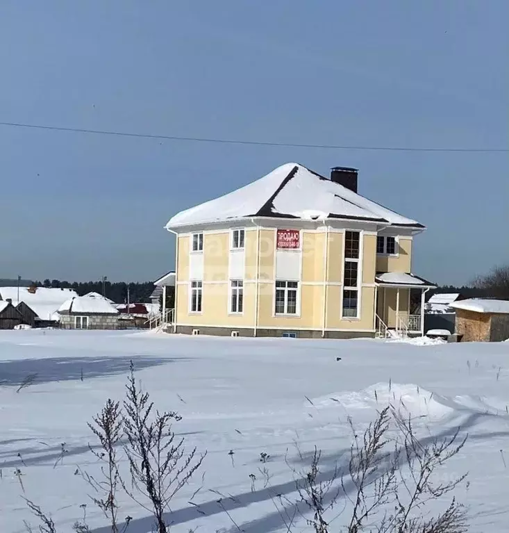 Дом в Калужская область, Дзержинский район, с. Дворцы ул. Большой ... - Фото 1