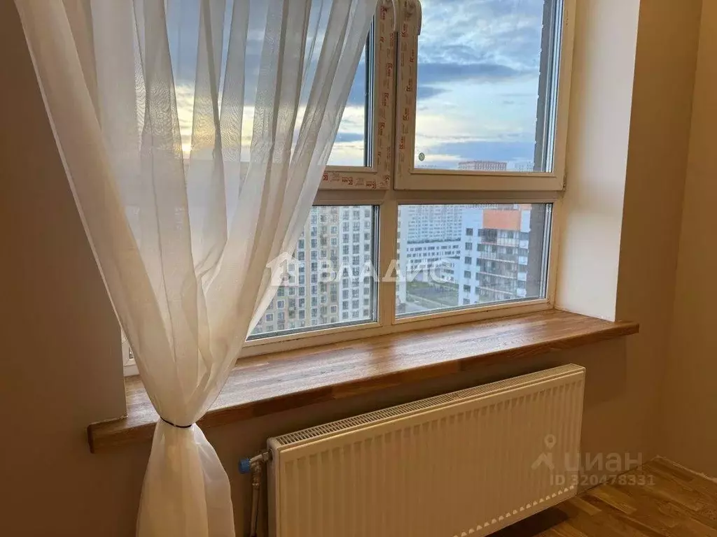 Квартира, 3 комнаты, 72.4 м - Фото 0