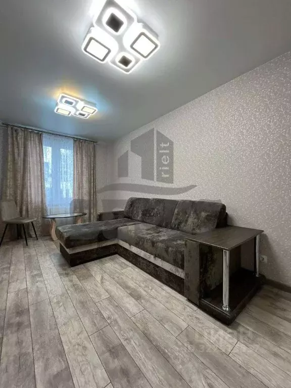 1-к кв. Татарстан, Казань ул. Александра Курынова, 5к4 (35.0 м) - Фото 1