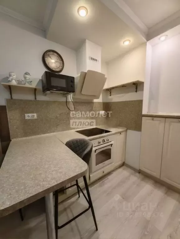 1-к кв. Тюменская область, Тюмень ул. 50 лет Октября, 57А (37.4 м) - Фото 2