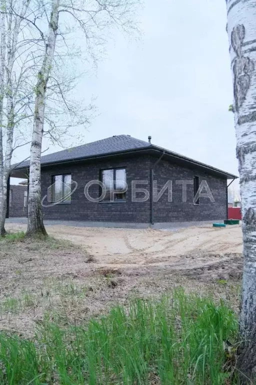 Дом в Тюменская область, Тюменский район, Боровский пгт пл. Никольская ... - Фото 1
