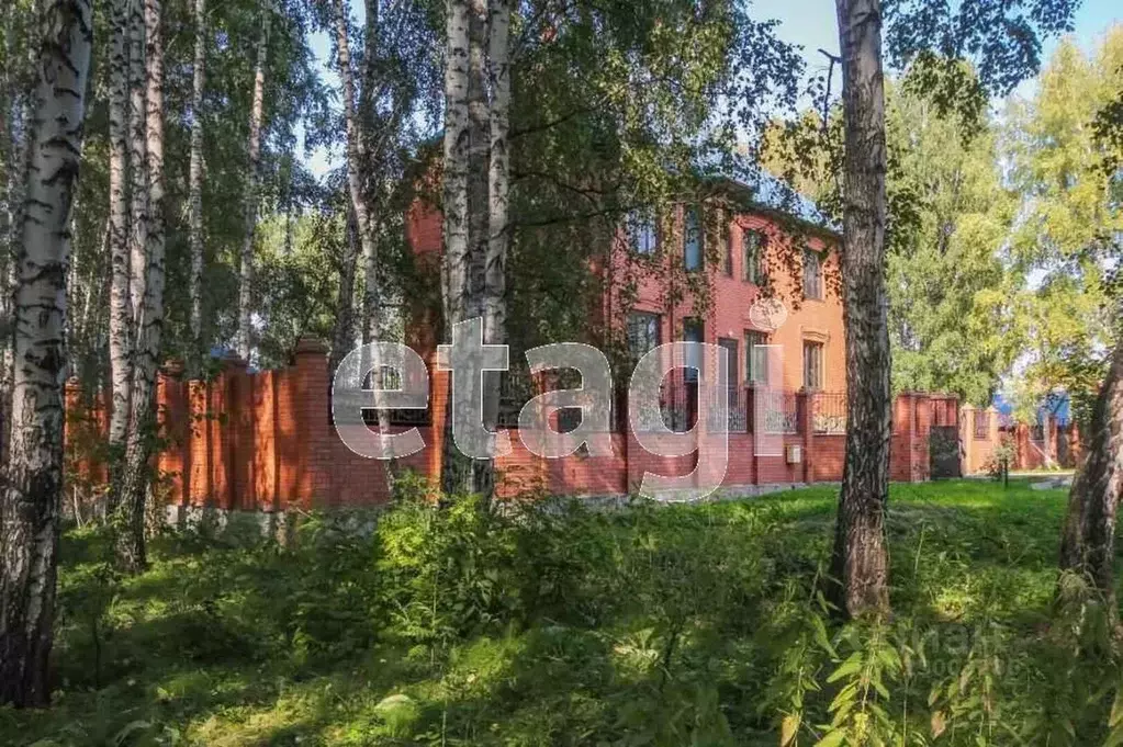 Дом в Тюменская область, Тюмень Тарманы мкр, ул. Литовская (760 м) - Фото 1