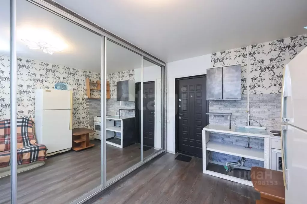Комната Хабаровский край, Хабаровск ул. Льва Толстого, 23А (11.1 м) - Фото 1