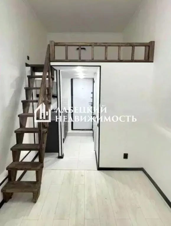 Комната Санкт-Петербург 10-я Васильевского острова линия, 39 (12.0 м) - Фото 1