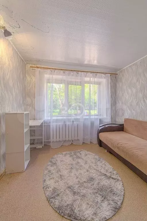 Комната 16,8 м в 3-к., 1/4 эт. - Фото 0