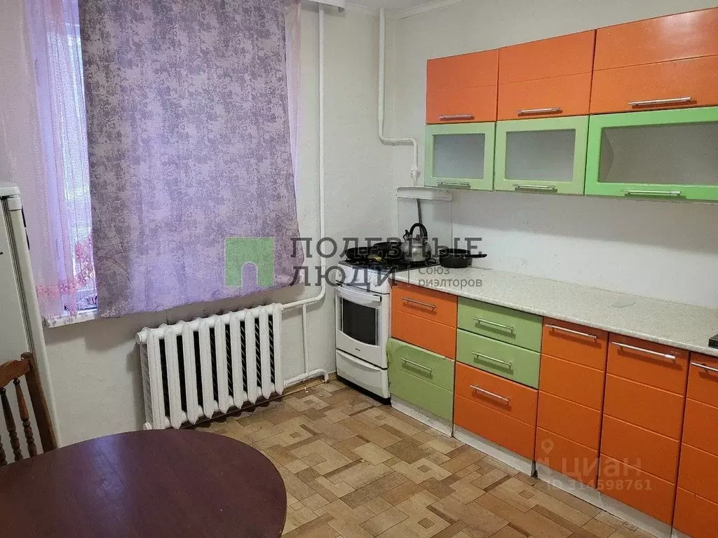 3-к кв. Коми, Сыктывкар ул. Малышева, 7 (66.9 м) - Фото 0