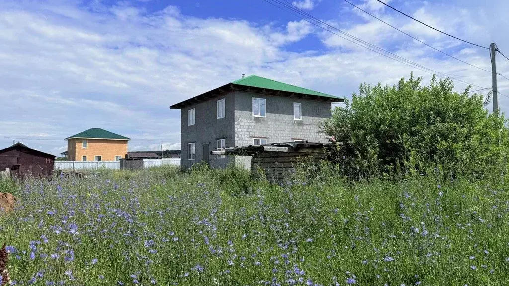 Дом в Башкортостан, Уфимский район, Русско-Юрмашский сельсовет, ... - Фото 1