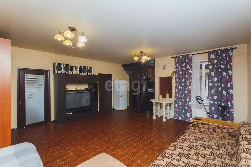 Дом в Башкортостан, Уфа городской округ, д. Карпово ул. Комаринская, ... - Фото 1