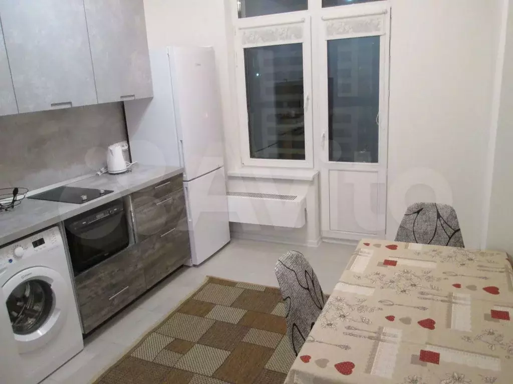 1-к. квартира, 37 м, 8/24 эт. - Фото 1