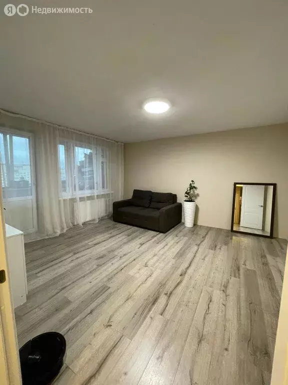 3-комнатная квартира: Санкт-Петербург, Долгоозёрная улица, 9 (57.5 м) - Фото 1