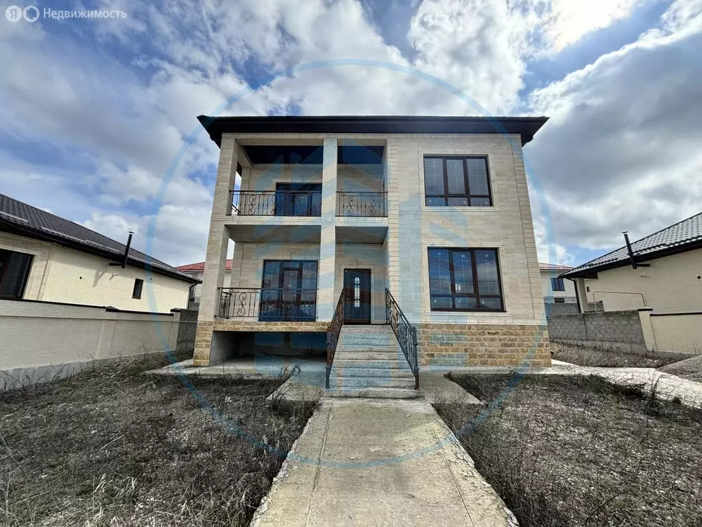Дом в станица Ессентукская, улица Труда (176.6 м) - Фото 0