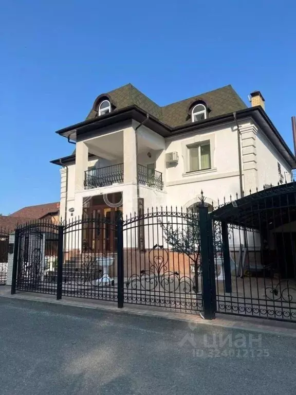 Дом в Тюменская область, с. Упорово ул. Заречная, 1 (356 м) - Фото 1