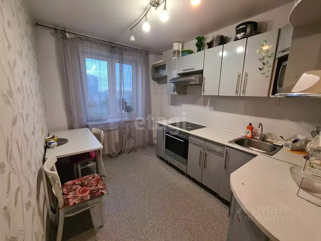 3-к кв. Курганская область, Курган Заозерный жилрайон, 3-й мкр, 15 ... - Фото 1