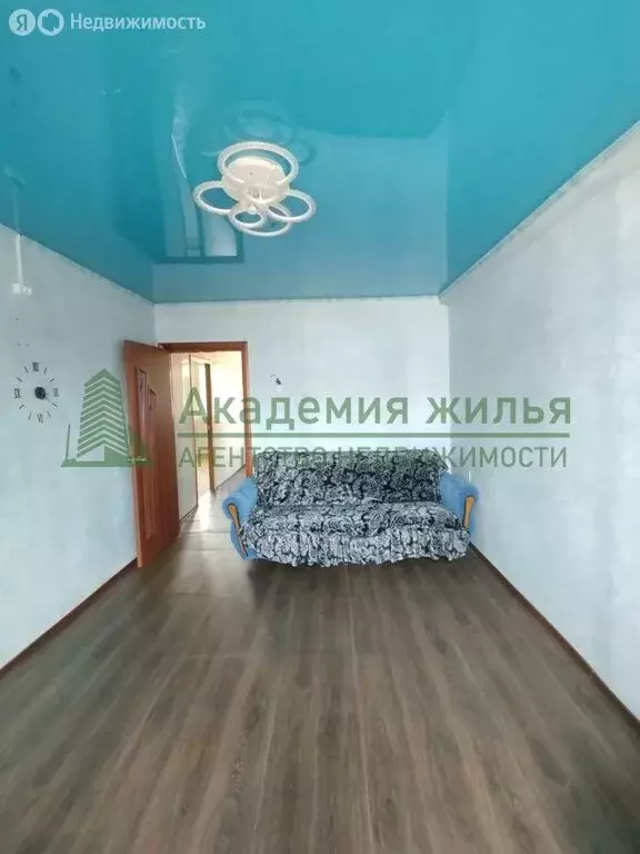 4-комнатная квартира: Маркс, проспект Строителей, 19 (52 м) - Фото 1
