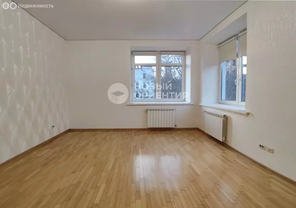 4-комнатная квартира: Екатеринбург, улица Мичурина, 108 (140.3 м) - Фото 1