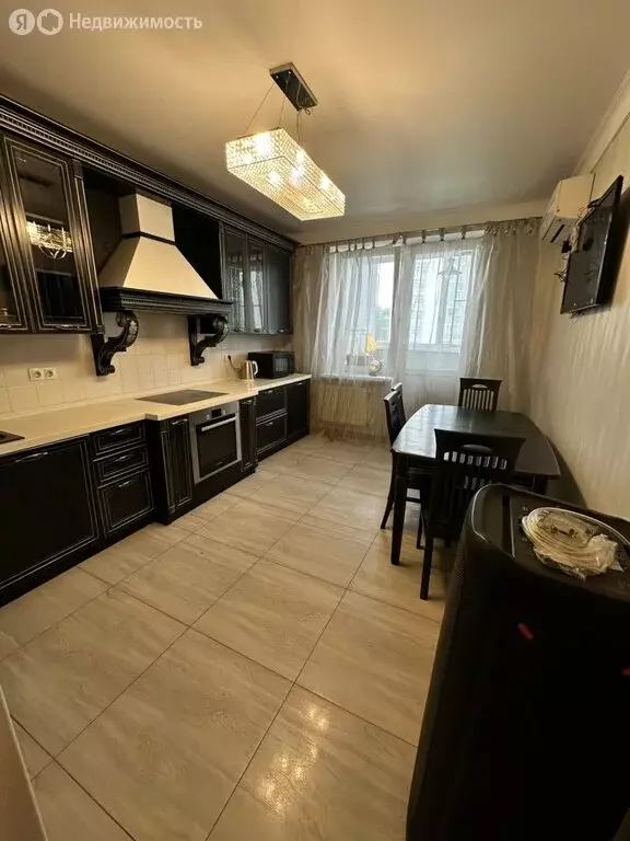 3-комнатная квартира: Тула, улица Макаренко, 9Б (104 м) - Фото 1