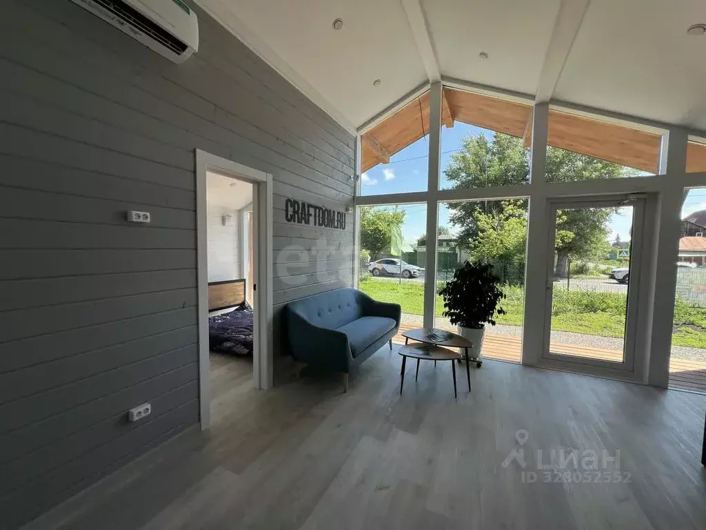 Дом в Тюменская область, Тюмень Южная ул. (52 м) - Фото 1