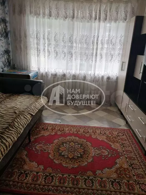 Комната 18 м в 1-к., 2/5 эт. - Фото 1