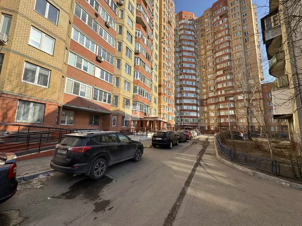 Продается 3-комнатная квартира - Фото 2