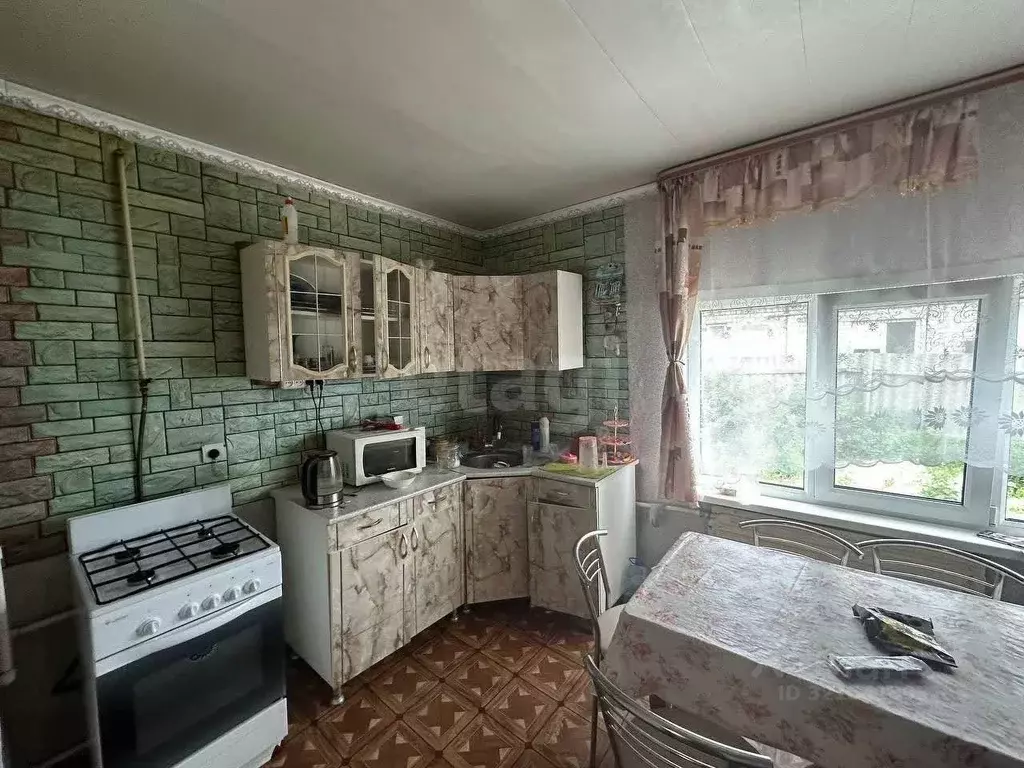 Дом в Брянская область, Почеп 4-й Вокзальный пер. (70 м) - Фото 1