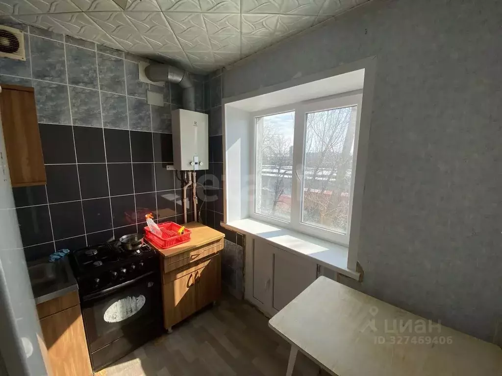 3-к кв. Саратовская область, Саратов ш. Ново-Астраханское, 39 (41.7 м) - Фото 1