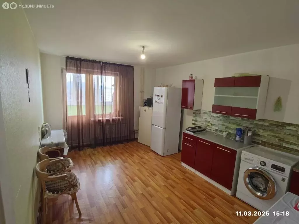 3-комнатная квартира: Геленджик, улица Маршала Жукова, 1к3 (80 м) - Фото 1