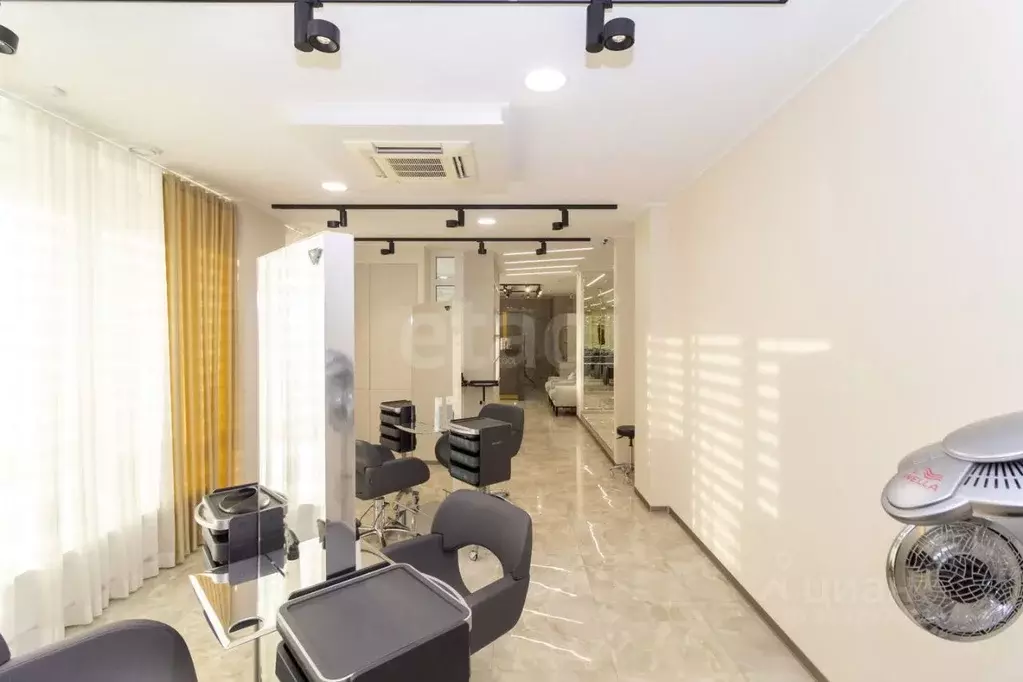 Помещение свободного назначения в Тюменская область, Тюмень ... - Фото 1