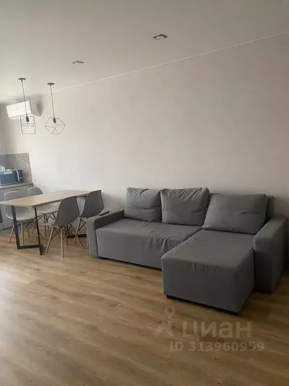 2-к кв. Тюменская область, Тюмень ул. Константина Посьета, 11к1 (41.0 ... - Фото 1