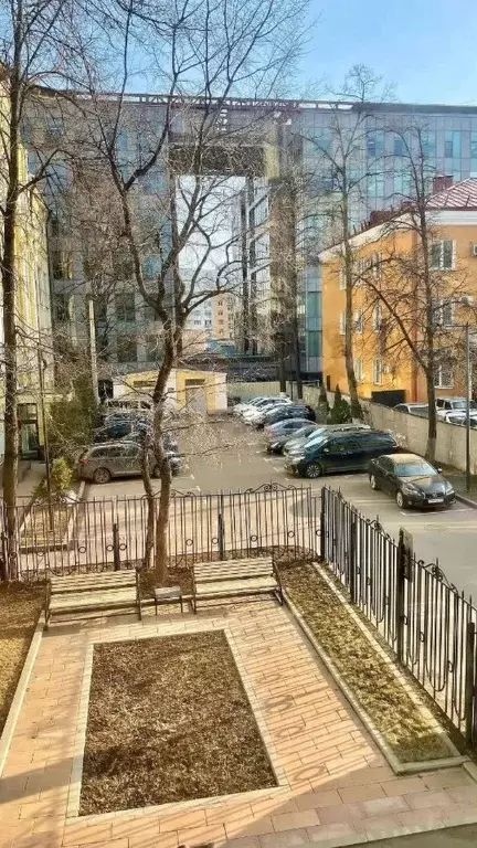 Комната Москва 1-й Басманный пер., 12 (15.4 м) - Фото 1