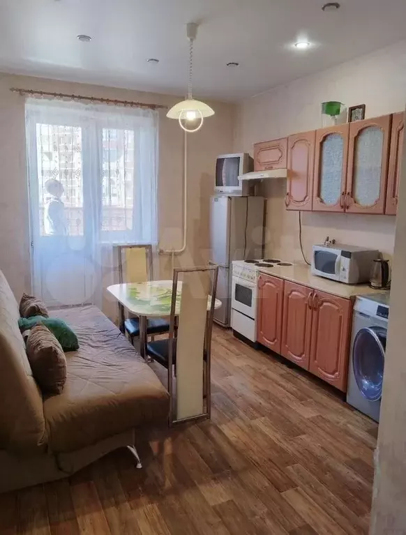 1-к. квартира, 40 м, 8/19 эт. - Фото 0