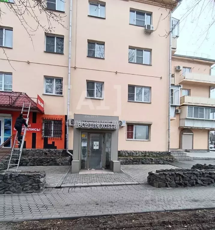 Торговая площадь в Челябинская область, Челябинск ул. Горького, 2 (188 ... - Фото 1