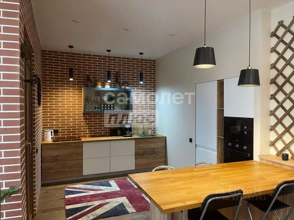 2-к кв. Московская область, Красногорск ул. Имени Головкина, 7 (68.6 ... - Фото 0