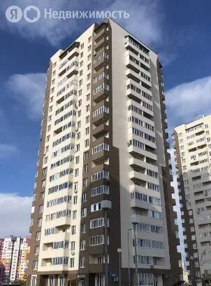 2-комнатная квартира: Тюмень, улица Фармана Салманова, 4 (50.2 м) - Фото 1