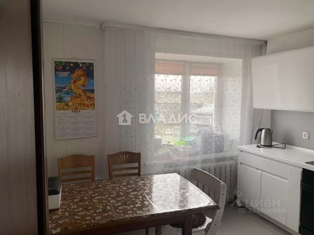 4-к кв. Бурятия, Улан-Удэ ул. Строителей, 40 (70.4 м) - Фото 2