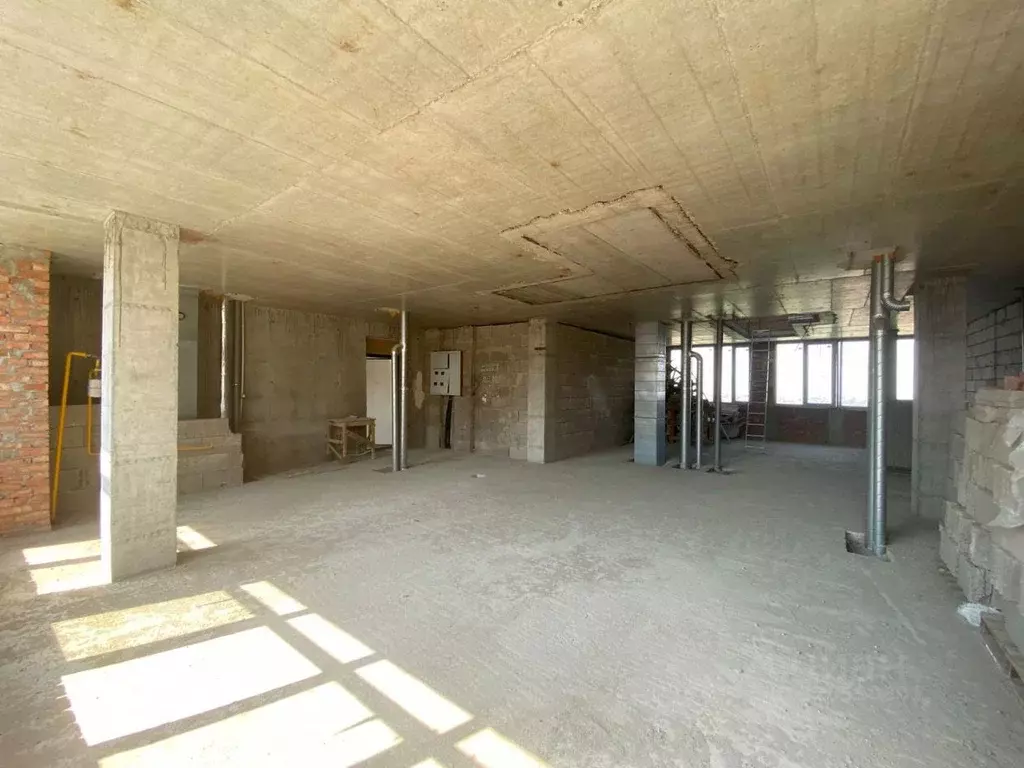 4-к кв. Кабардино-Балкария, Нальчик ул. Героя России Т.М. Тамазова ... - Фото 0