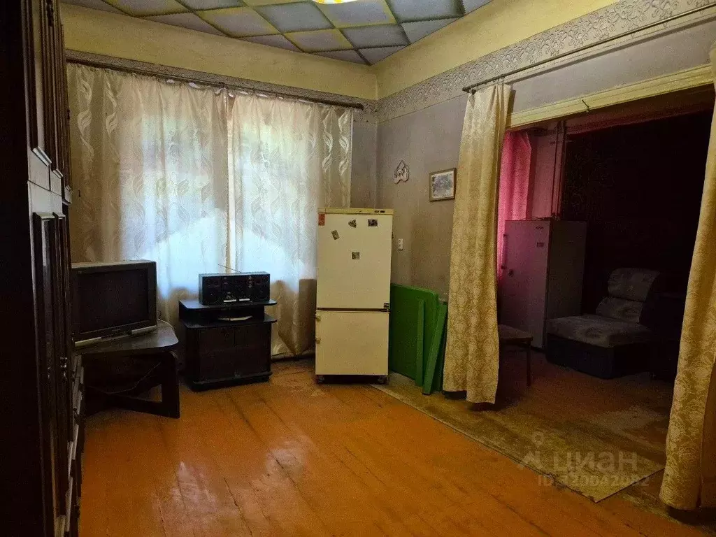 2-к кв. Волгоградская область, Волгоград ул. Таращанцев, 73 (37.7 м) - Фото 1