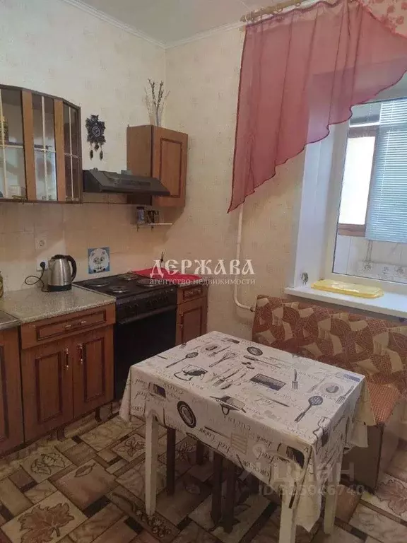 1-к кв. Белгородская область, Старый Оскол Восточный мкр, 44 (40.0 м) - Фото 2