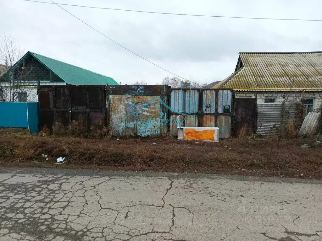 Дом в Оренбургская область, Кувандык Архитектурная ул., 49 (49 м) - Фото 2
