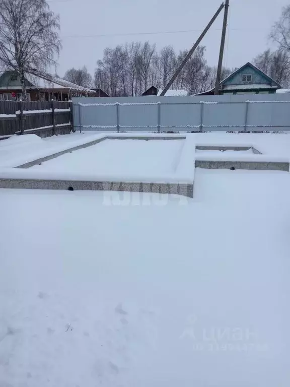 Участок в Вологодская область, Сокол Западная ул. (7.0 сот.) - Фото 0