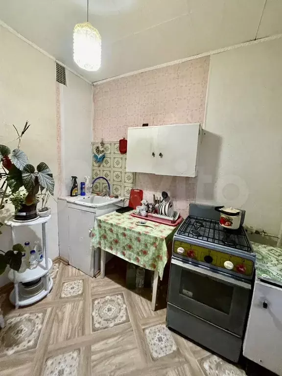 4-к. квартира, 35 м, 4/5 эт. - Фото 0