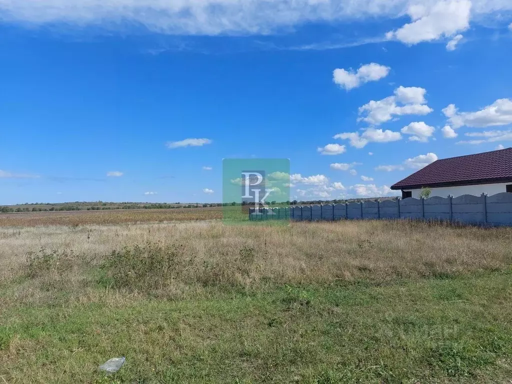 Участок в Крым, Симферопольский район, с. Урожайное ул. Ана-Эли, 10 ... - Фото 1