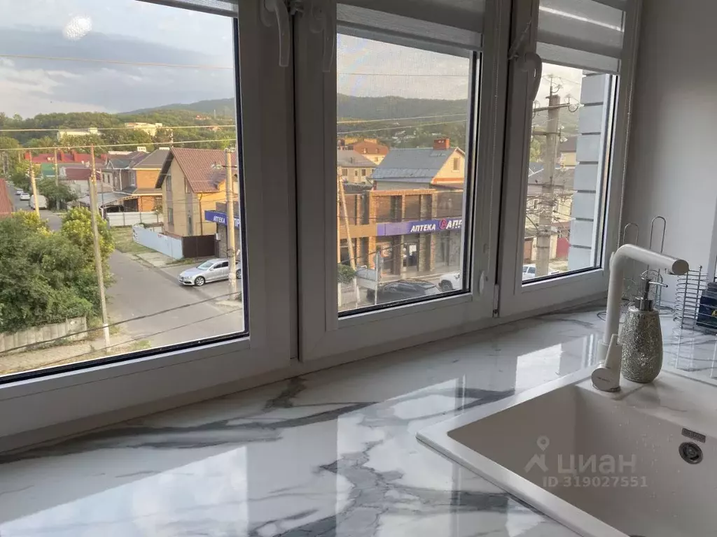 2-к кв. Краснодарский край, Горячий Ключ Псекупская ул., 87 (70.0 м) - Фото 2