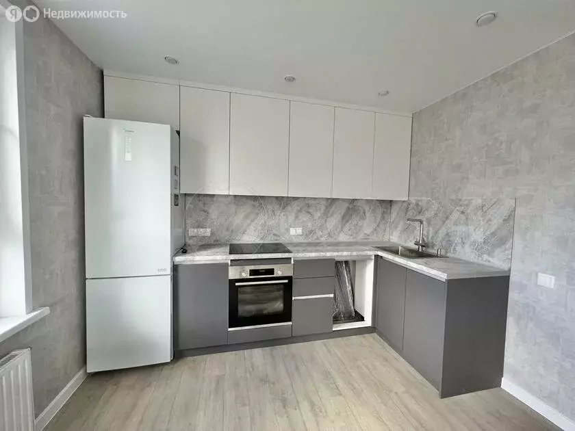 2-комнатная квартира: Тюмень, улица Павла Никольского, 4 (61.6 м) - Фото 2