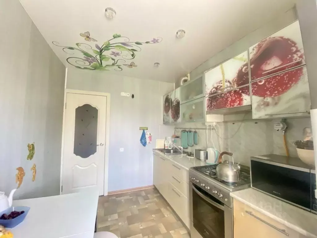 3-к кв. Волгоградская область, Волгоград ул. Героев Тулы, 11 (61.1 м) - Фото 1